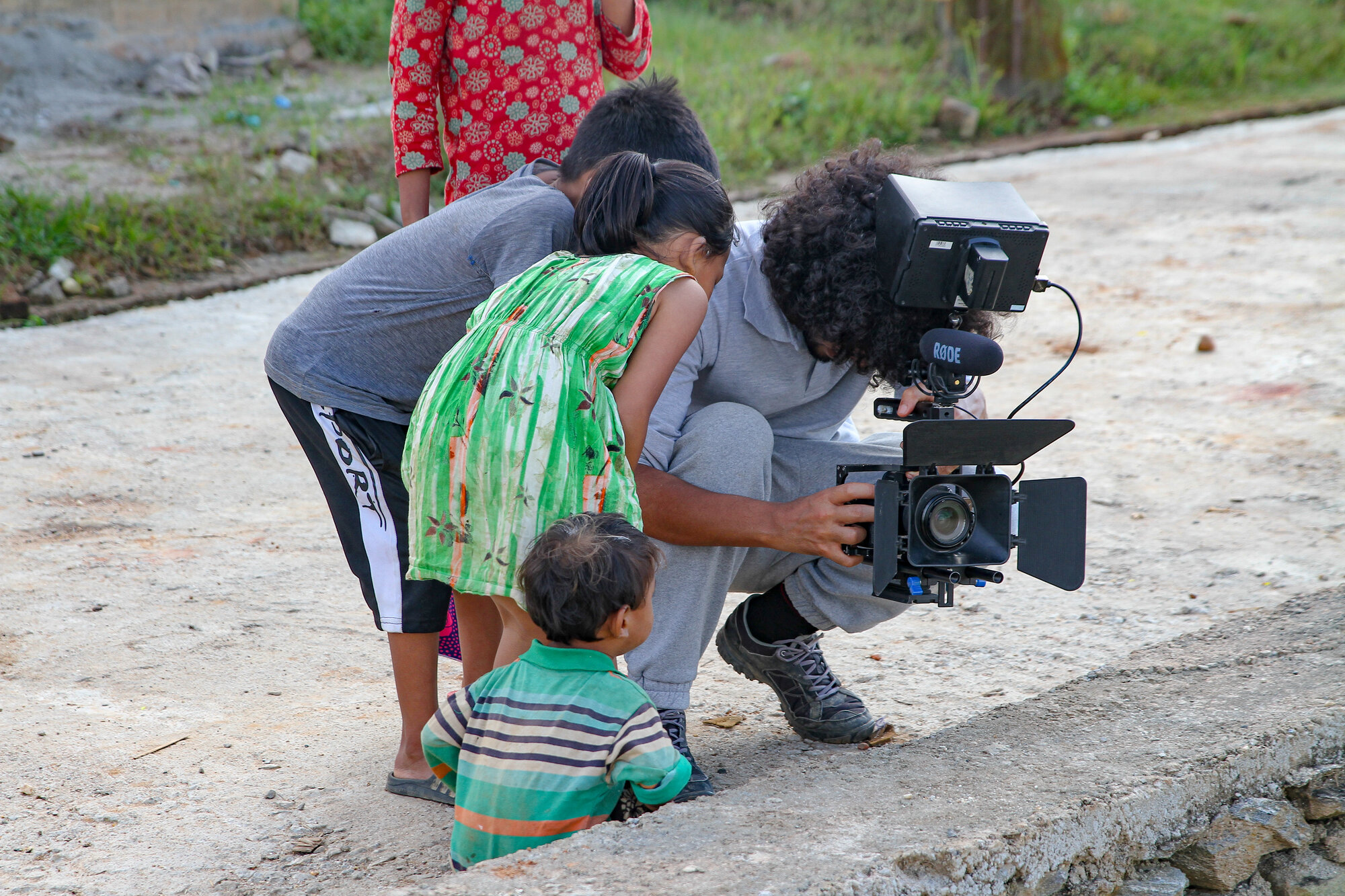 Mahdi Khmili filming on location